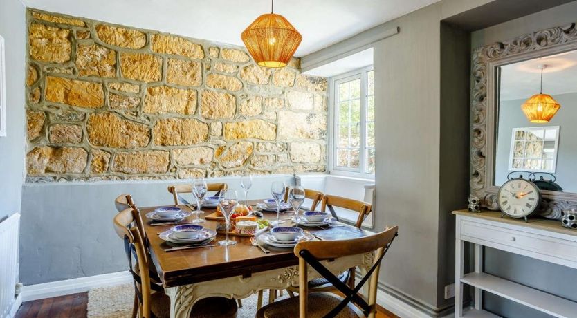 Photo of 4 Bed in Chideock