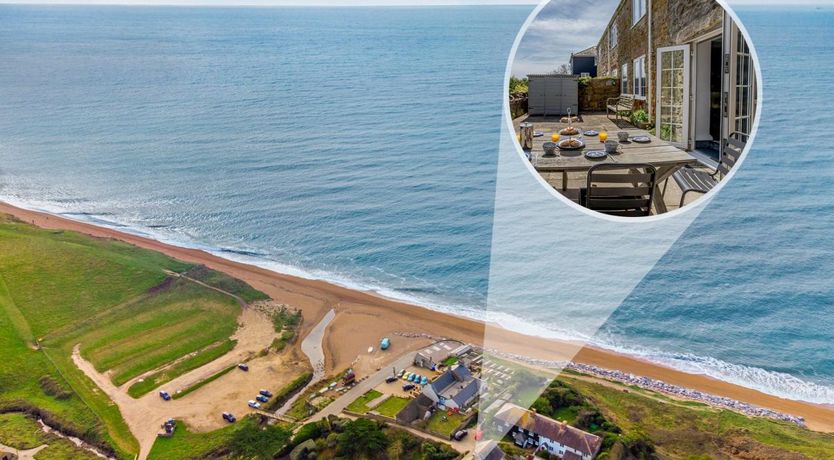 Photo of 4 Bed in Chideock