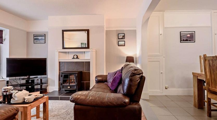 Photo of 3 Bed in Tenby