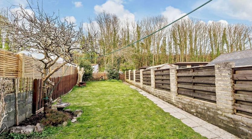 Photo of 3 Bed in Tenby