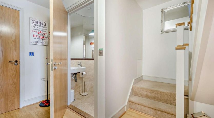 Photo of 2 Bed in Tenby