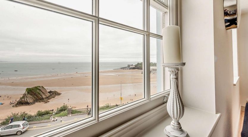 Photo of 2 Bed in Tenby