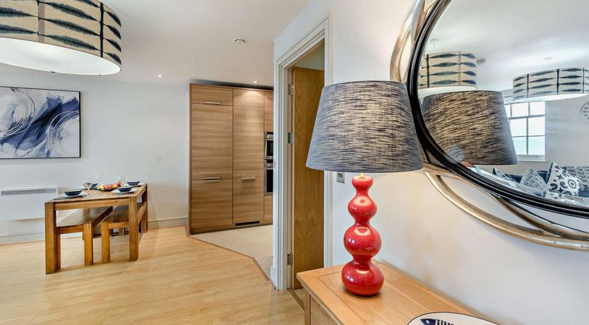 Photo of 2 Bed in Tenby