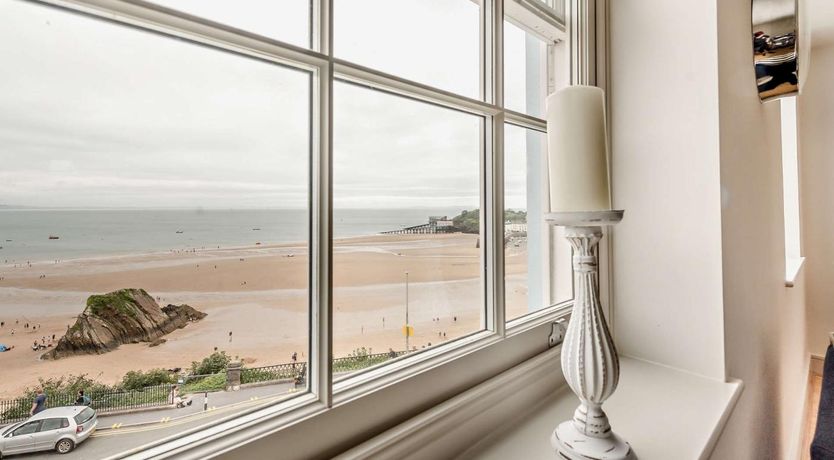 Photo of 2 Bed in Tenby
