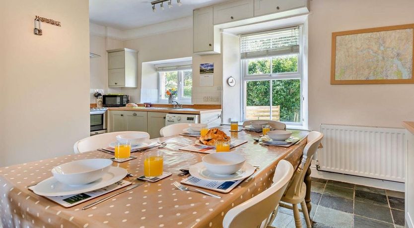 Photo of 3 Bed in Chapel Stile