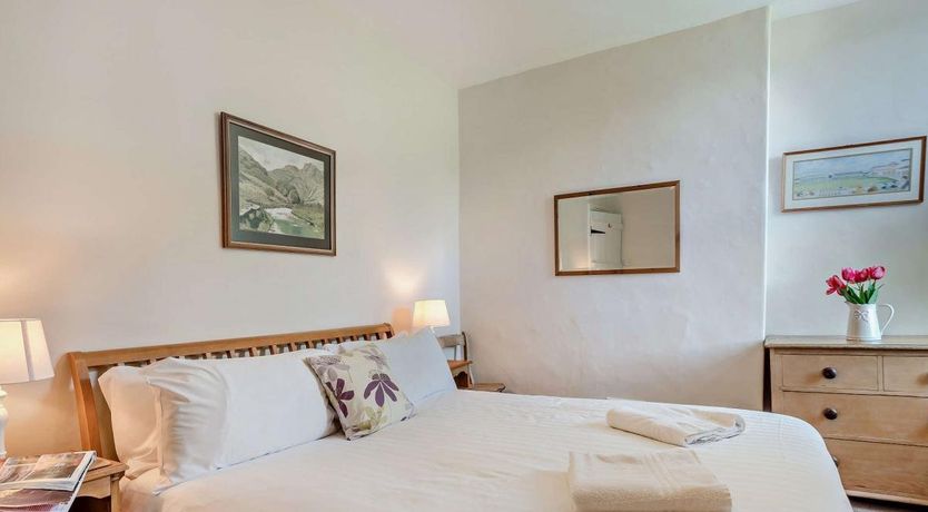 Photo of 3 Bed in Chapel Stile