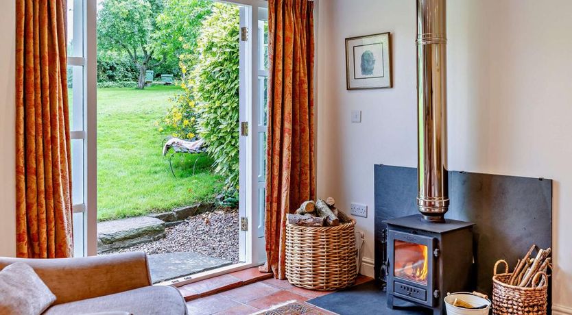 Photo of 1 Bed in Talyllyn