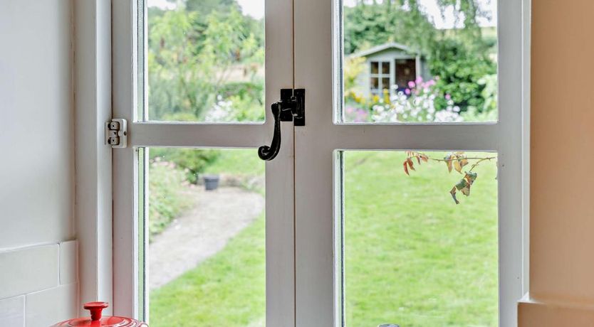 Photo of 1 Bed in Talyllyn