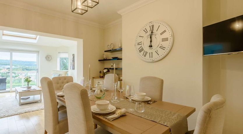 Photo of 3 Bed in Old Colwyn