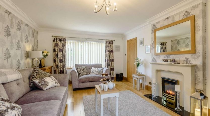 Photo of 3 Bed in Old Colwyn