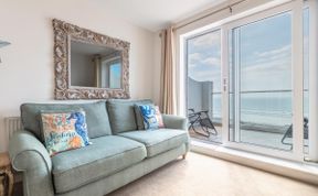 Photo of 2 Bed in Tywyn