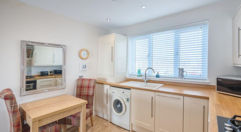 Photo of 2 Bed in Tywyn