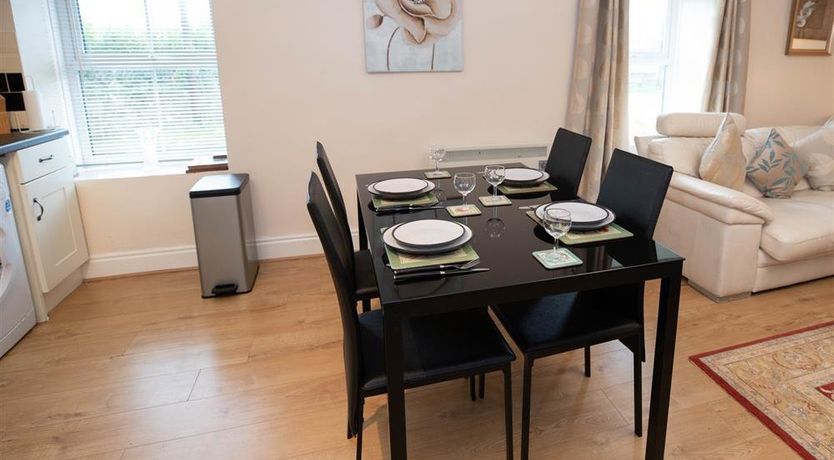 Photo of 2 Bed in Lydstep