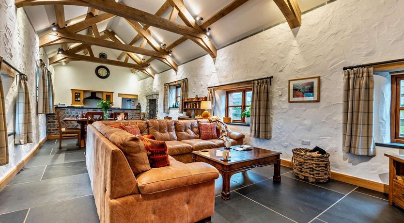 Photo of 3 Bed in St Florence