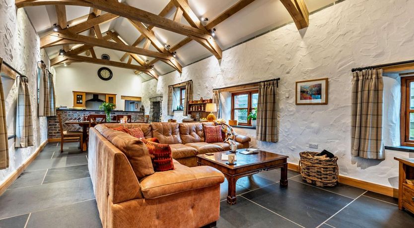 Photo of 3 Bed in St Florence