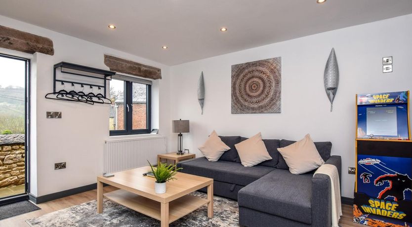 Photo of 2 Bed in Matlock