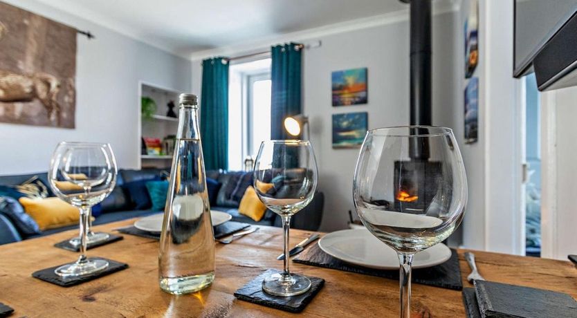 Photo of 2 Bed in St. Andrews