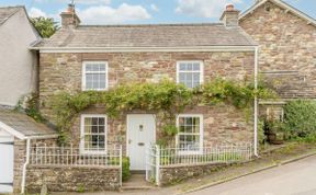 Photo of in Llangynidr (BN023)
