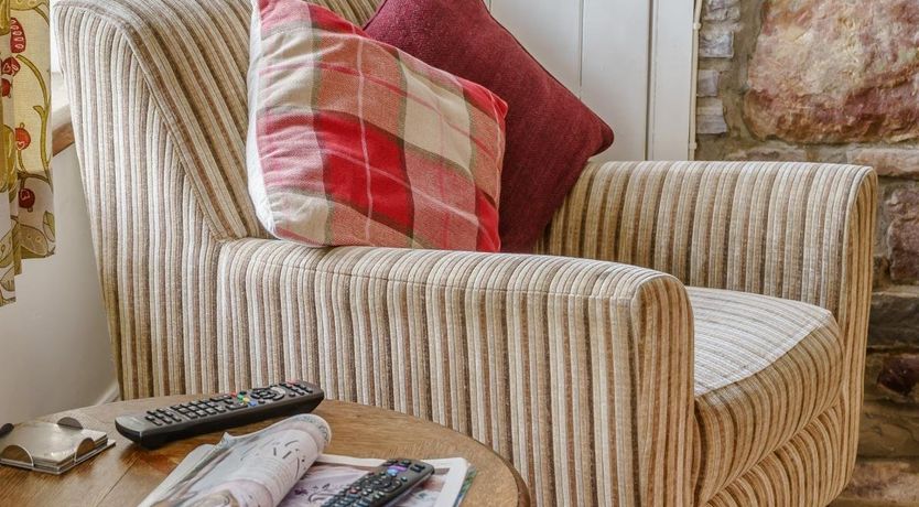 Photo of 2 Bed in Llangynidr