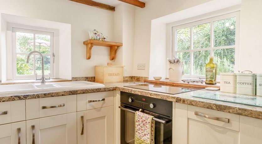 Photo of 2 Bed in Llangynidr