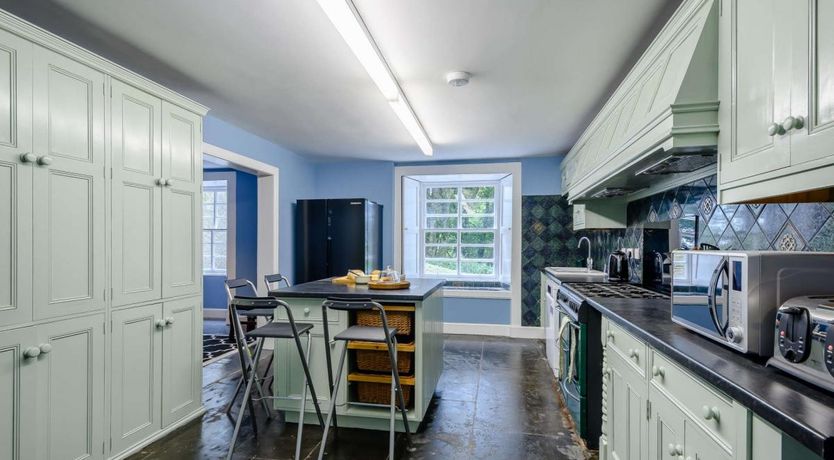 Photo of 7 Bed in Campbeltown