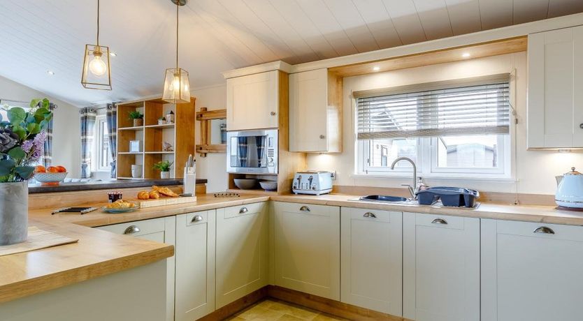 Photo of 2 Bed in Brixham