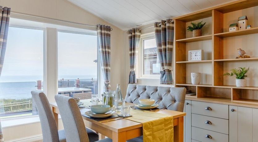 Photo of 2 Bed in Brixham