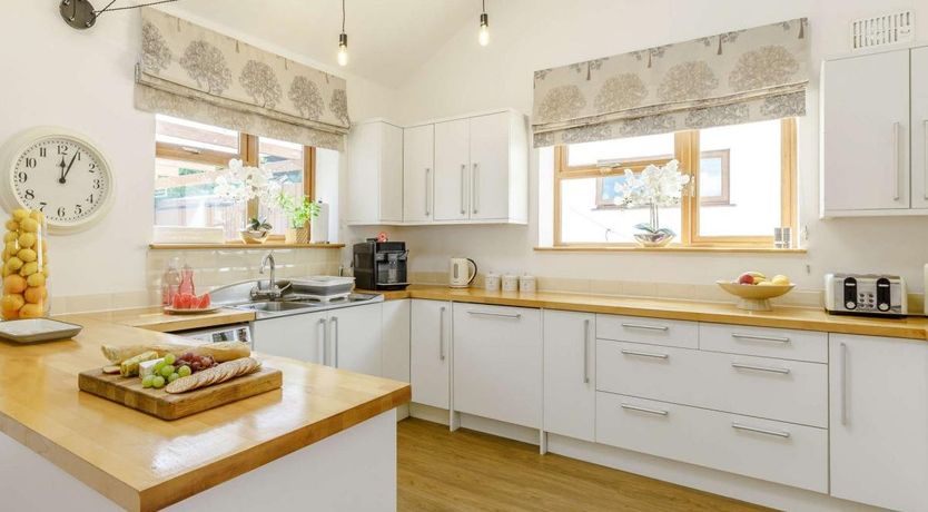 Photo of 4 Bed in Okehampton