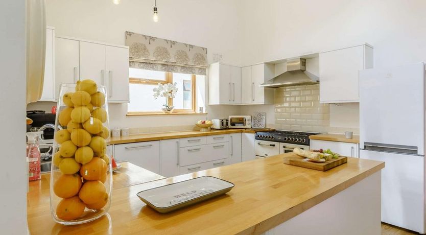 Photo of 4 Bed in Okehampton