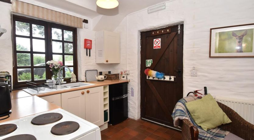 Photo of 2 Bed in Cilgerran