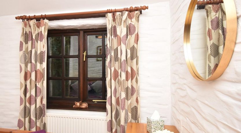 Photo of 2 Bed in Cilgerran