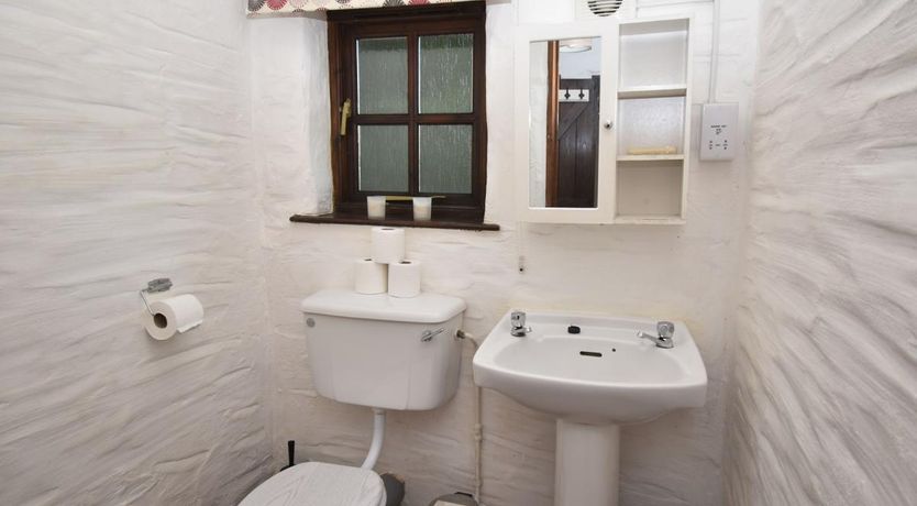 Photo of 2 Bed in Cilgerran