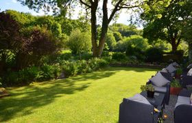 Photo of cottage-in-west-wales-4