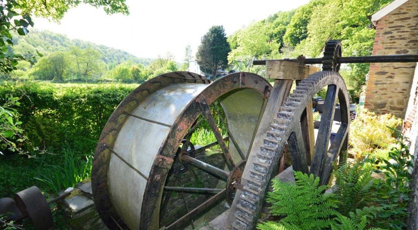 Photo of 3 Bed in Felindre