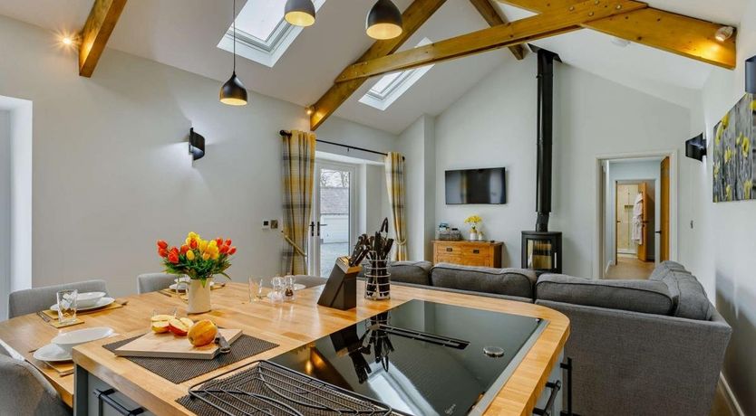 Photo of 2 Bed in Gidcott