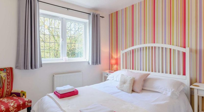 Photo of 3 Bed in Stepaside