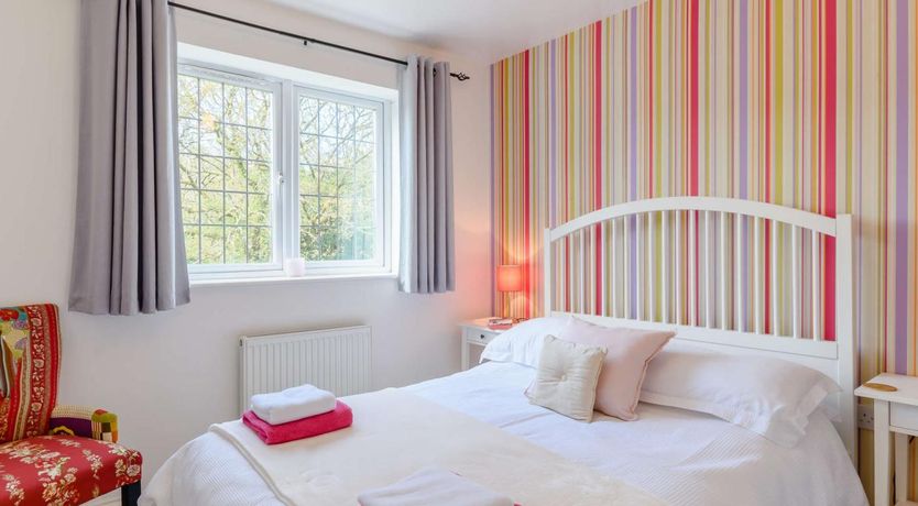 Photo of 3 Bed in Stepaside