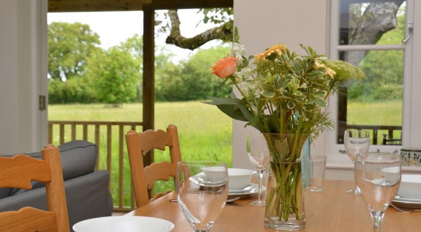 Photo of 2 Bed in Middlemarsh