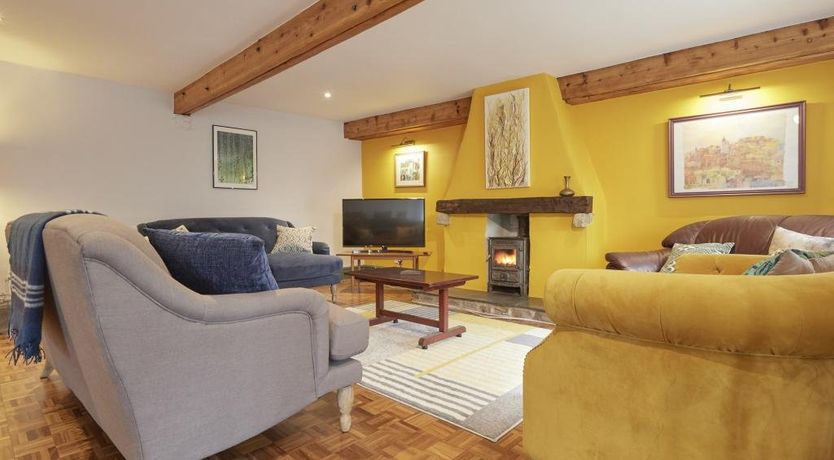 Photo of 3 Bed in Masongill