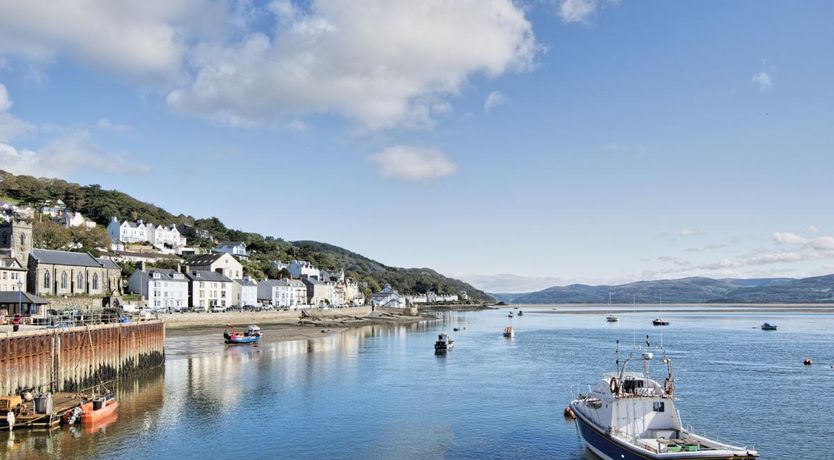 Photo of 2 Bed in Aberdovey