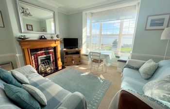 2 Bed in Aberdyfi Apartment