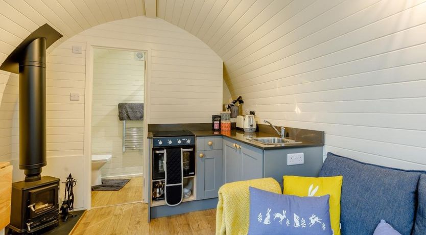 Photo of 1 Bed in Capel Garmon