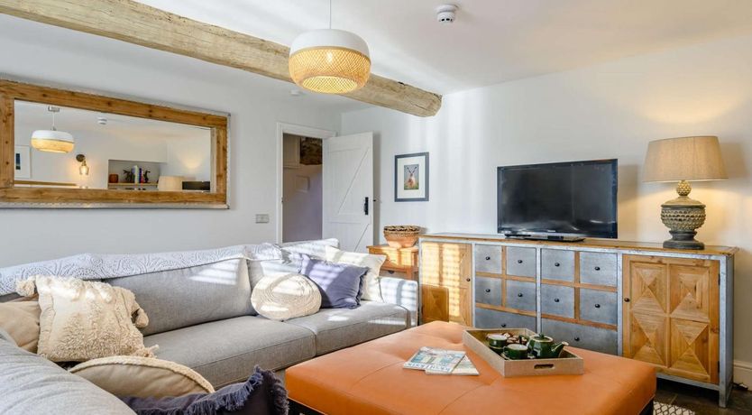 Photo of 8 Bed in Bridgend