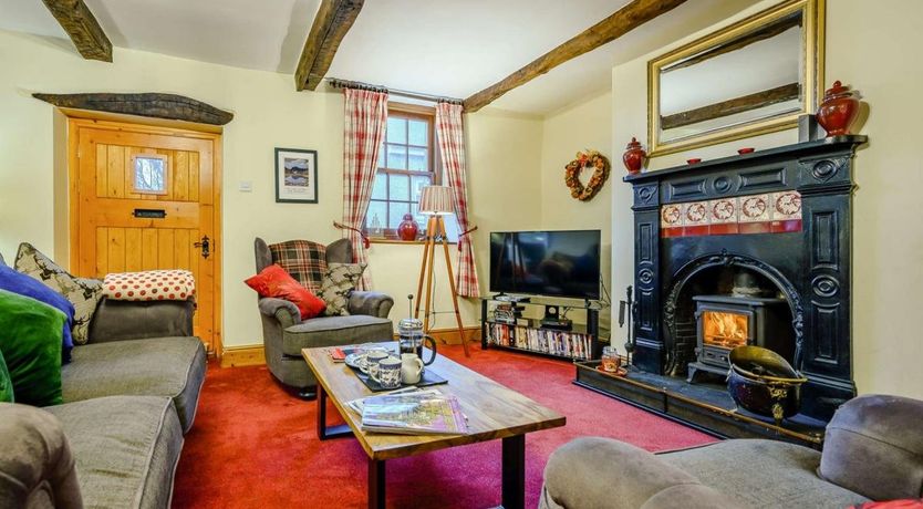 Photo of in Cockermouth 2 mls (SZ521)