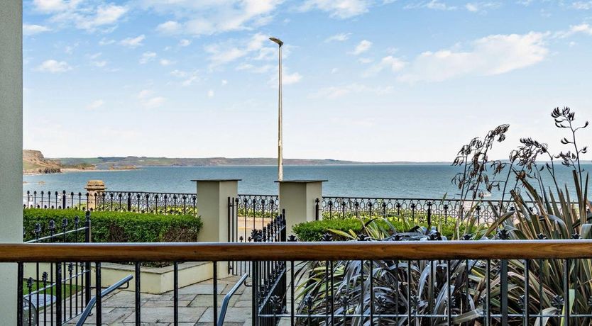Photo of 2 Bed in Tenby
