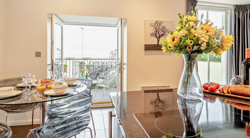 Photo of 2 Bed in Tenby