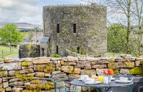 Photo of cottage-in-south-wales-1