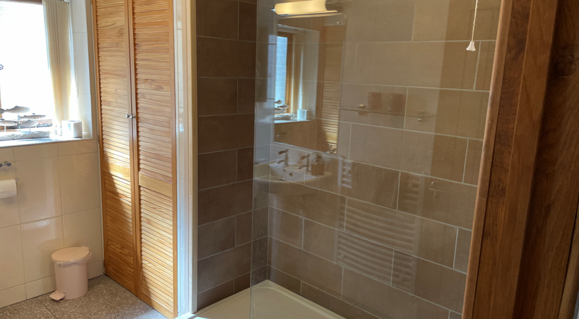 Photo of 2 Bed in Wyke