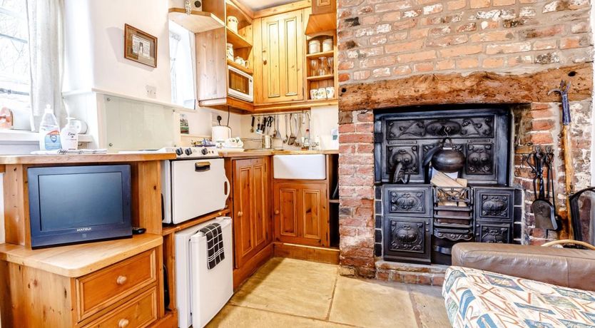 Photo of 1 Bed in Tewkesbury
