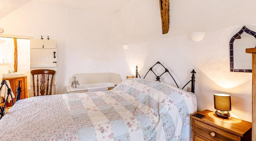 Photo of 1 Bed in Tewkesbury